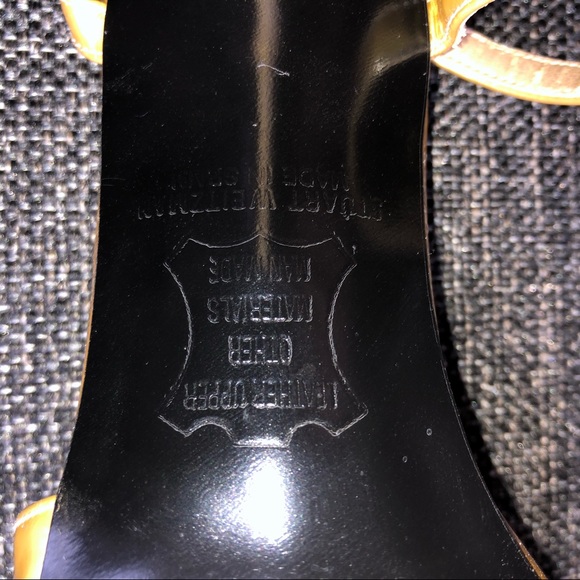 Stuart Weitzman Strappy Sandal - Picture 5 of 8